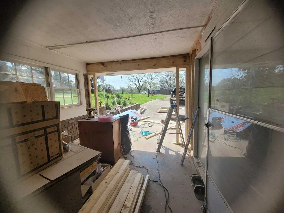 Air movers and dehumidifier for Water Mitigation Services in Tracy